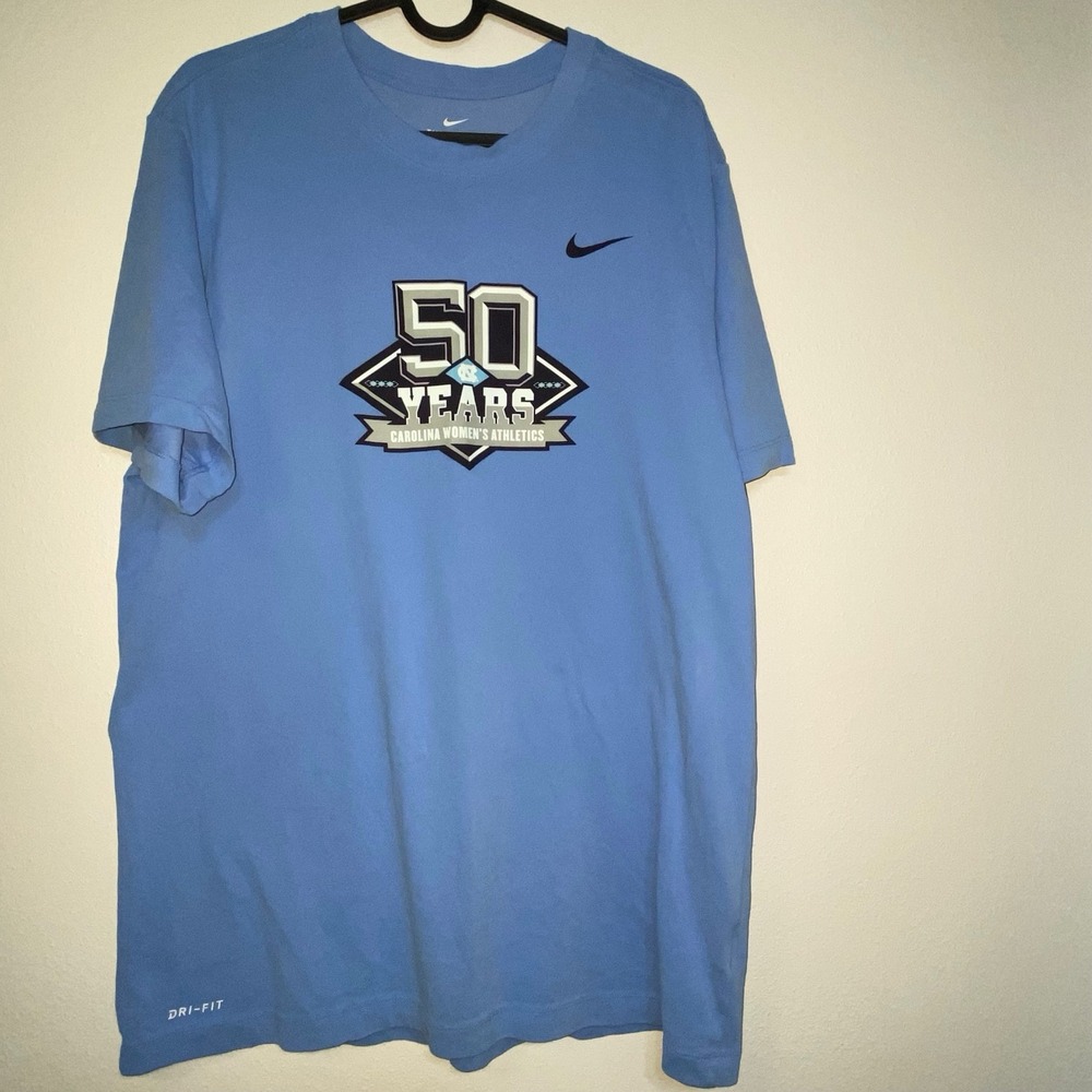 NIKE North‎ Carolina T-shirt Women's Athletics L 50 years Dri-fit Blue  Soft